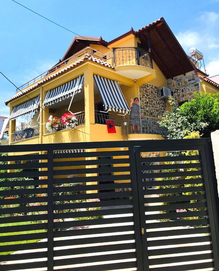 Vila Aliaj Luxury Apartment With 2 Rooms With Private Wonderful Terrace Durrës Exteriör bild