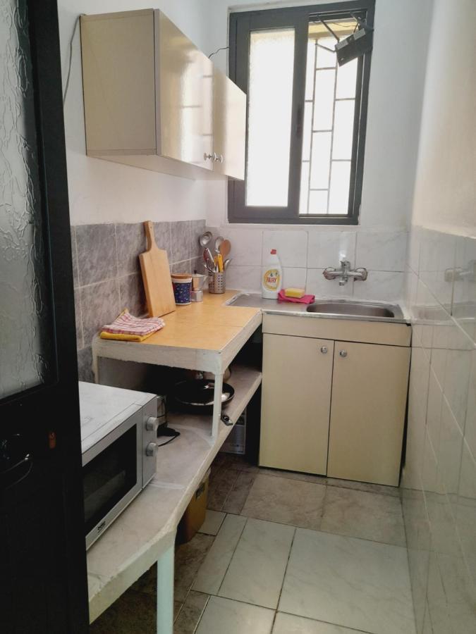 Vila Aliaj Luxury Apartment With 2 Rooms With Private Wonderful Terrace Durrës Exteriör bild