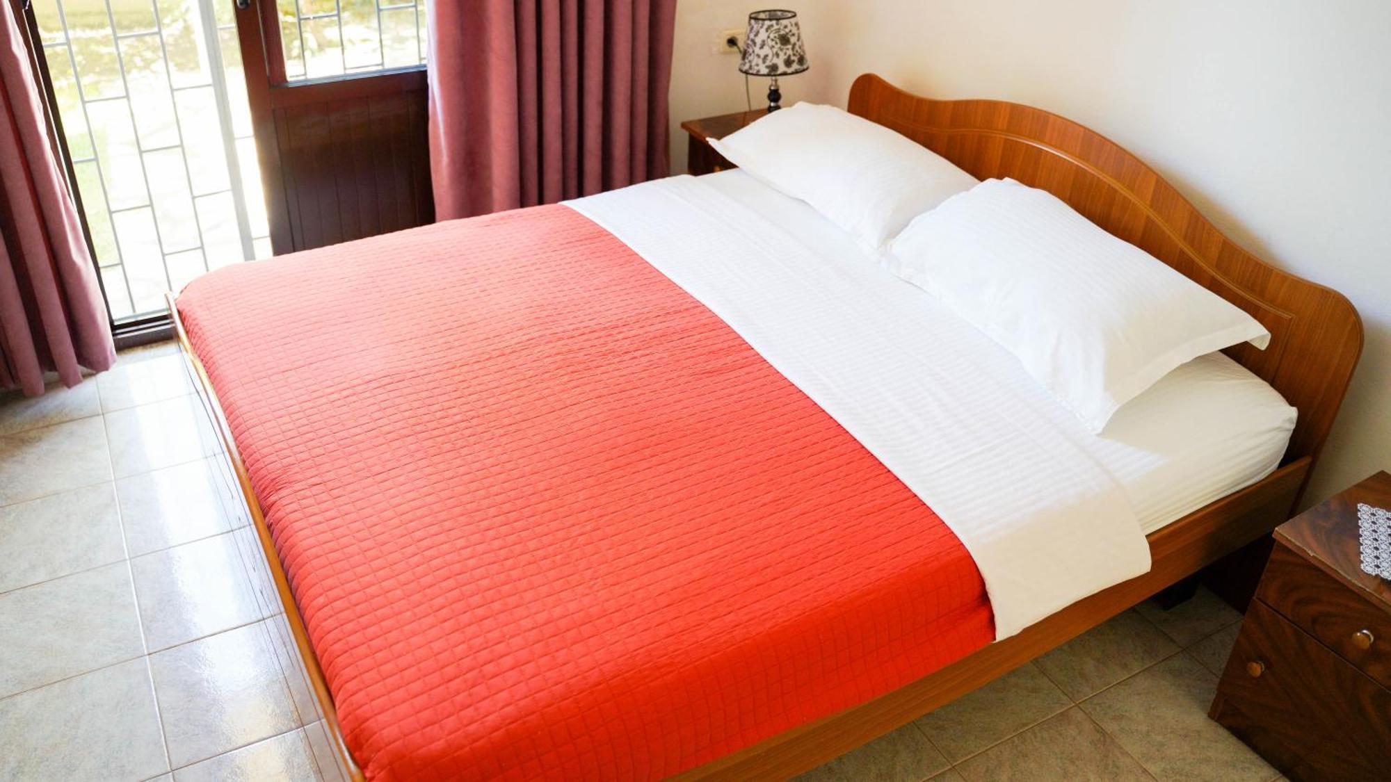 Vila Aliaj Luxury Apartment With 2 Rooms With Private Wonderful Terrace Durrës Exteriör bild