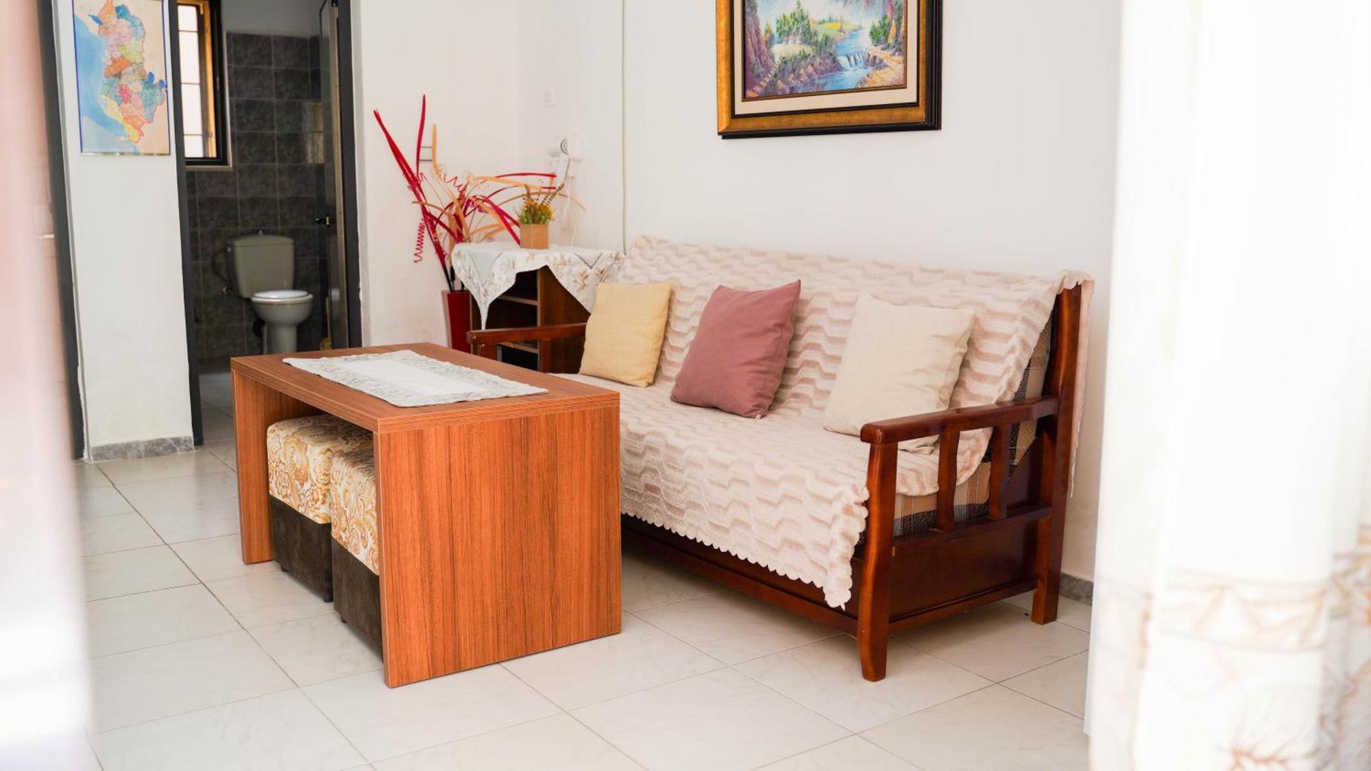 Vila Aliaj Luxury Apartment With 2 Rooms With Private Wonderful Terrace Durrës Exteriör bild